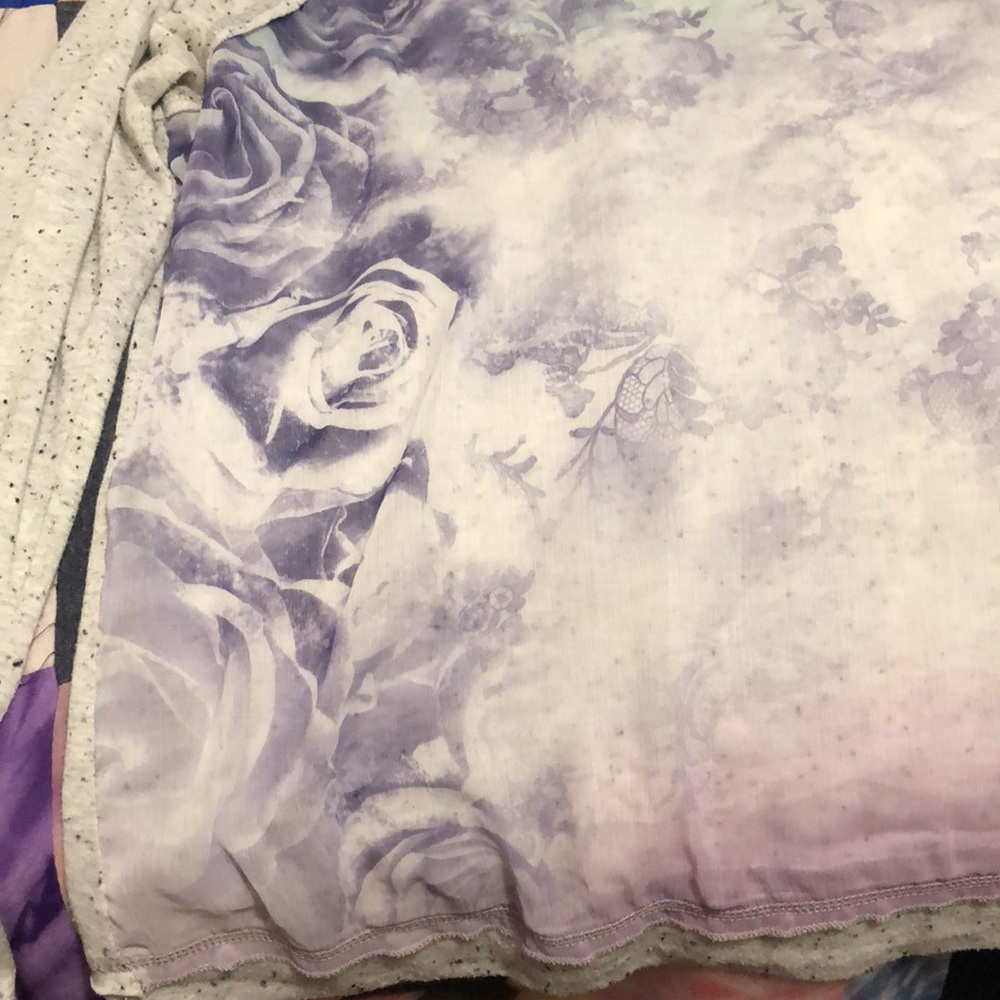 Sweater - Picture 3 of 3